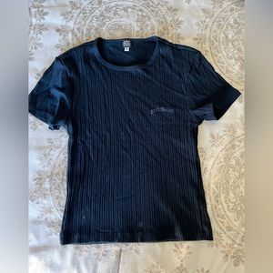 BDG navy size M T-shirt.